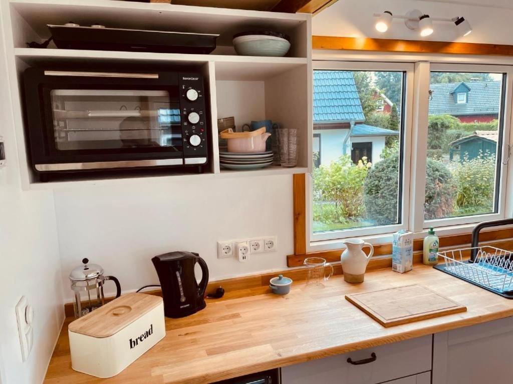 Tiny House Fleesensee Mit Eigenem Garten Und Nur Wenige Meter Vom Seeufer Goehren-Lebbin Exterior photo